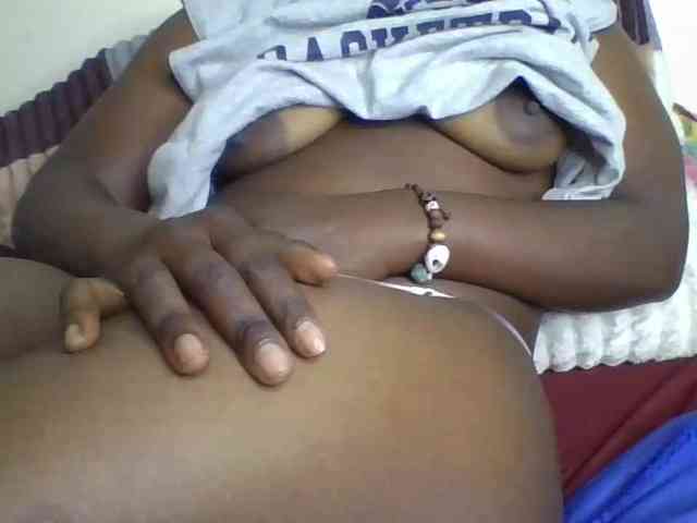 Yourdreamgirl webcam