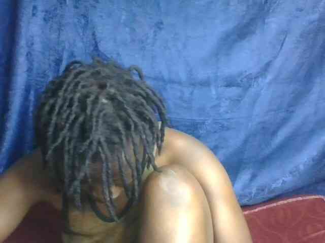 Yourdreamgirl webcam