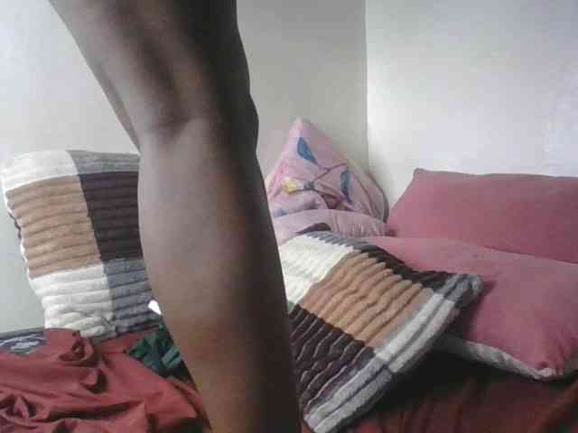 Yourdreamgirl webcam