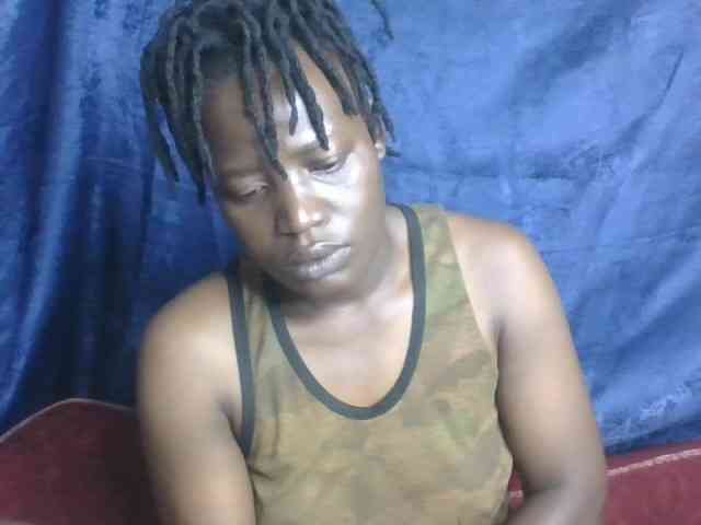 Yourdreamgirl webcam