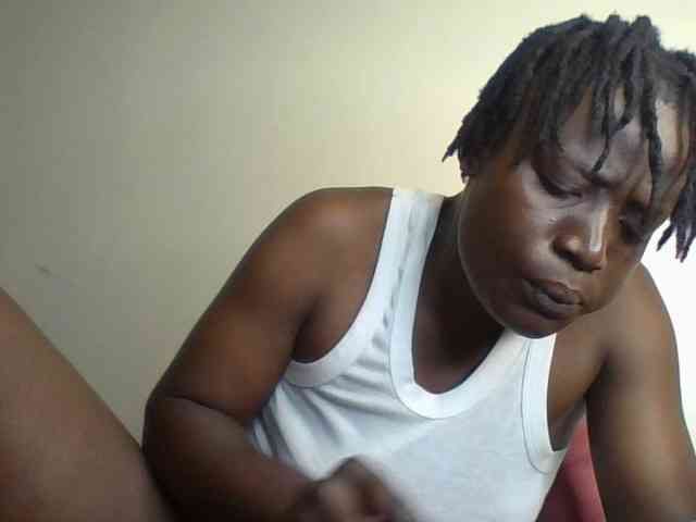 Yourdreamgirl webcam