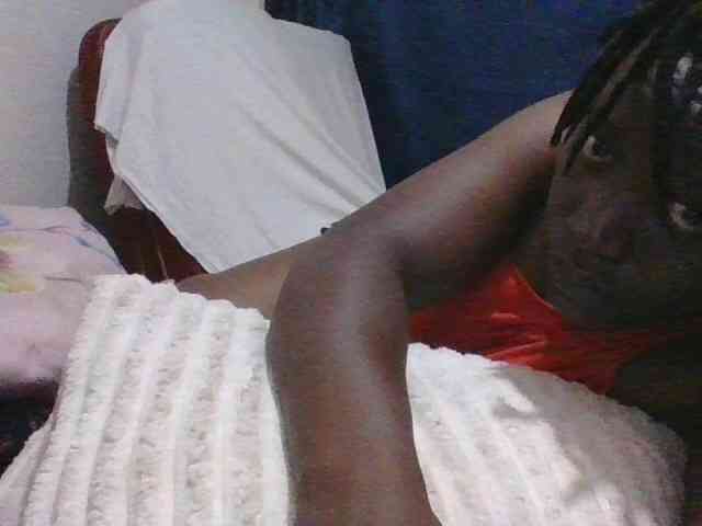 Yourdreamgirl webcam