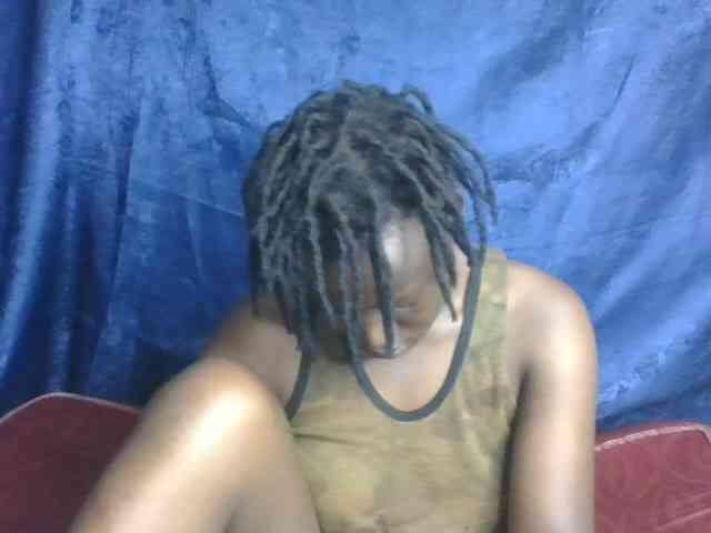 Yourdreamgirl webcam