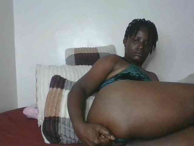 Yourdreamgirl webcam