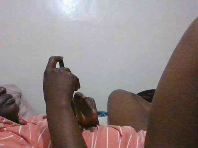 Yourdreamgirl webcam