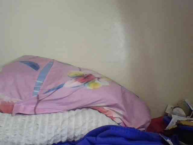 Yourdreamgirl webcam