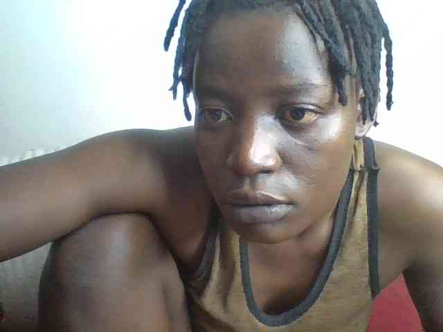 Yourdreamgirl webcam