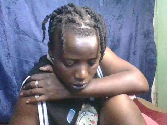 Yourdreamgirl webcam