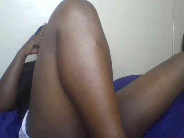 Yourdreamgirl webcam
