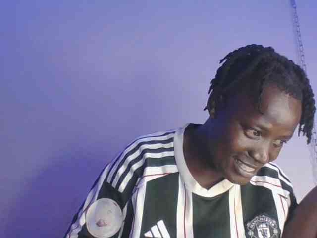 Yourdreamgirl webcam