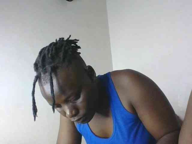 Yourdreamgirl webcam