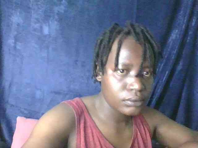 Yourdreamgirl webcam