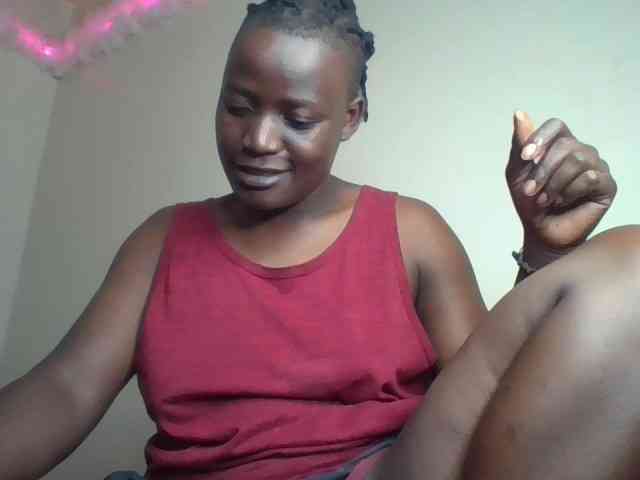 Yourdreamgirl webcam