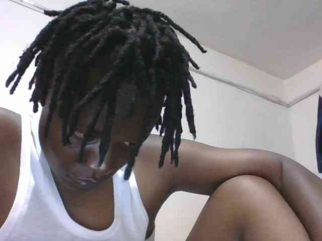 Yourdreamgirl webcam