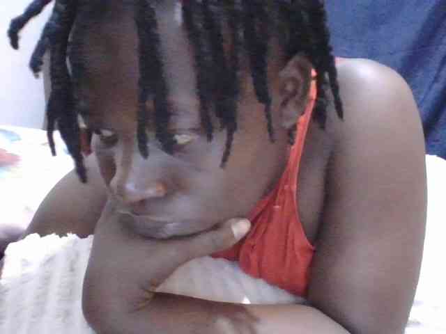 Yourdreamgirl webcam