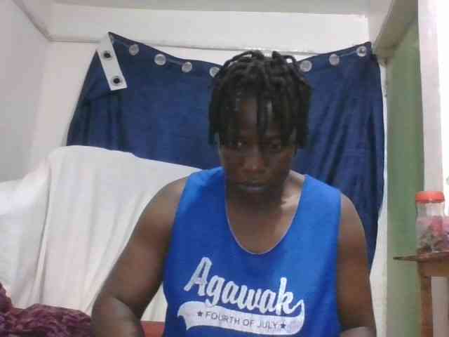 Yourdreamgirl webcam