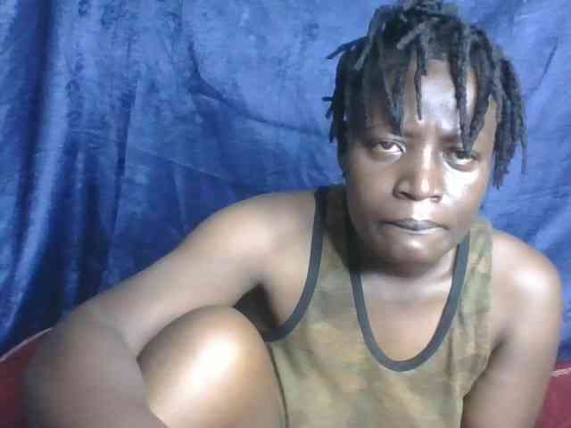 Yourdreamgirl webcam