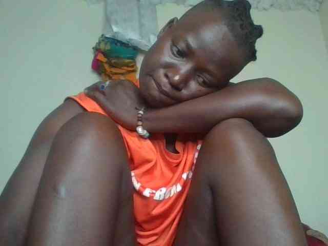 Yourdreamgirl webcam