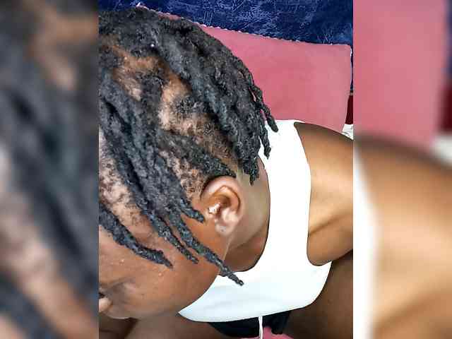 Yourdreamgirl webcam