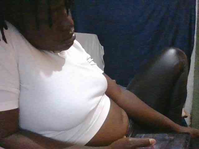 Yourdreamgirl webcam