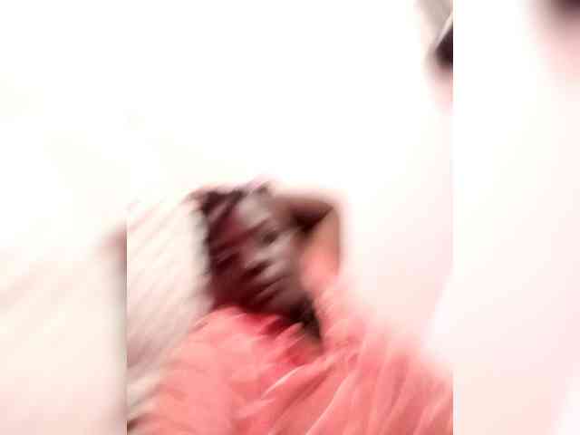 Yourdreamgirl webcam