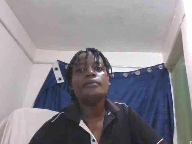 Yourdreamgirl webcam