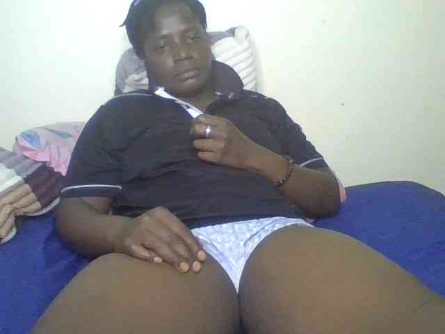Yourdreamgirl webcam