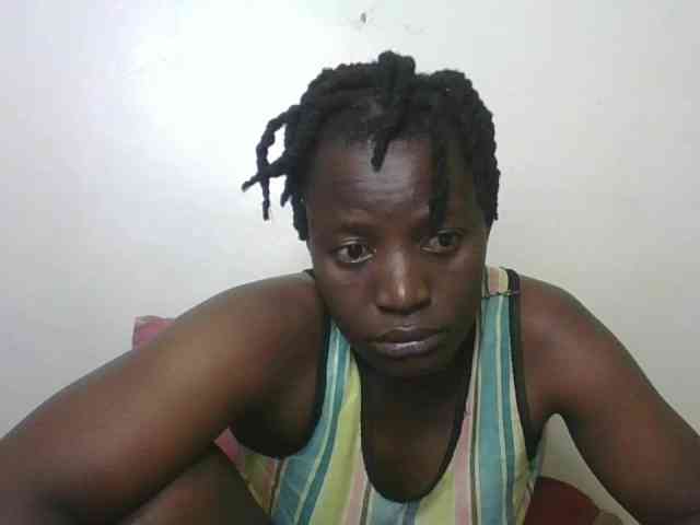 Yourdreamgirl webcam