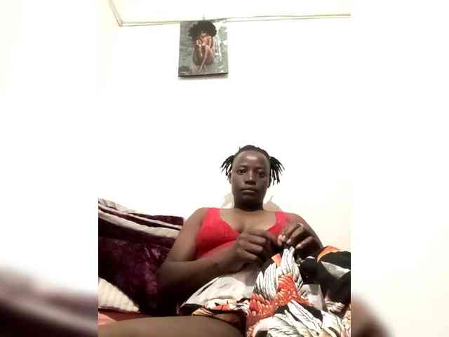 Yourdreamgirl webcam