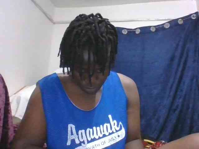 Yourdreamgirl webcam