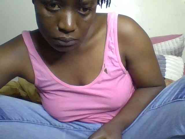 Yourdreamgirl webcam