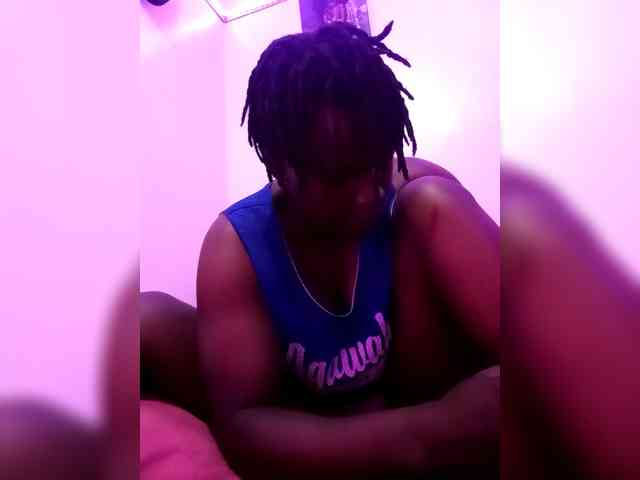 Yourdreamgirl webcam