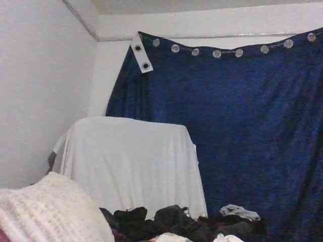 Yourdreamgirl webcam