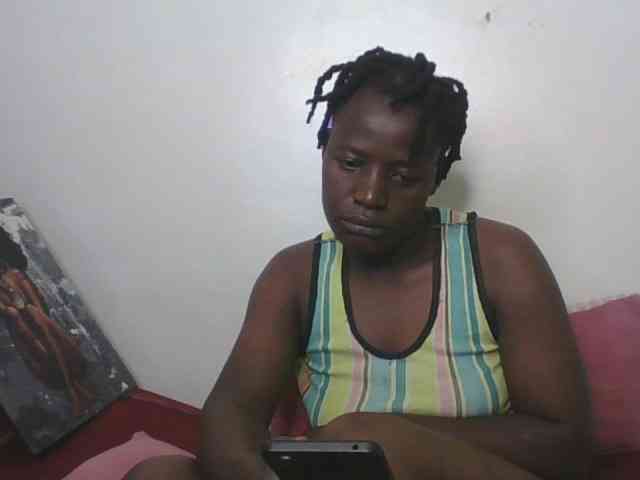 Yourdreamgirl webcam