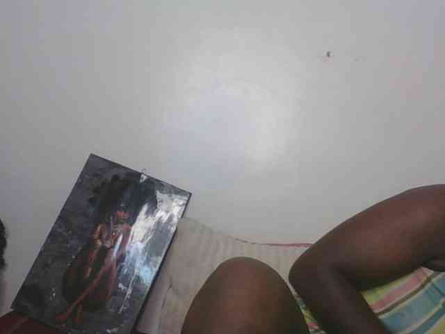 Yourdreamgirl webcam