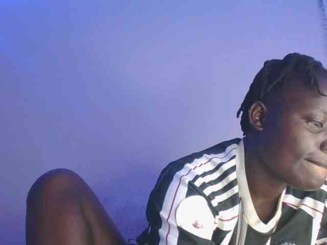 Yourdreamgirl webcam