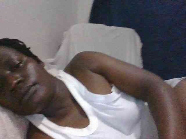 Yourdreamgirl webcam