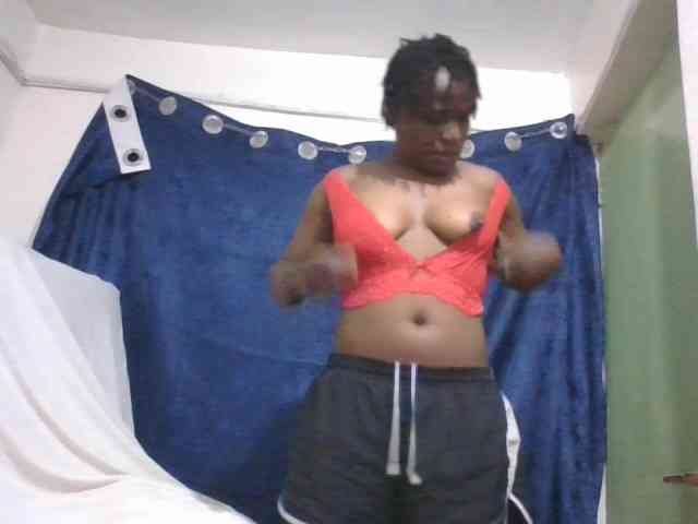 Yourdreamgirl webcam