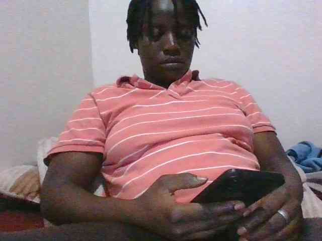 Yourdreamgirl webcam