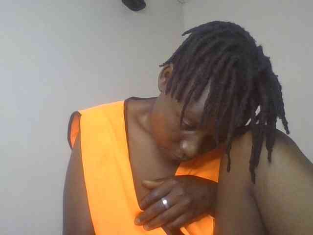 Yourdreamgirl webcam