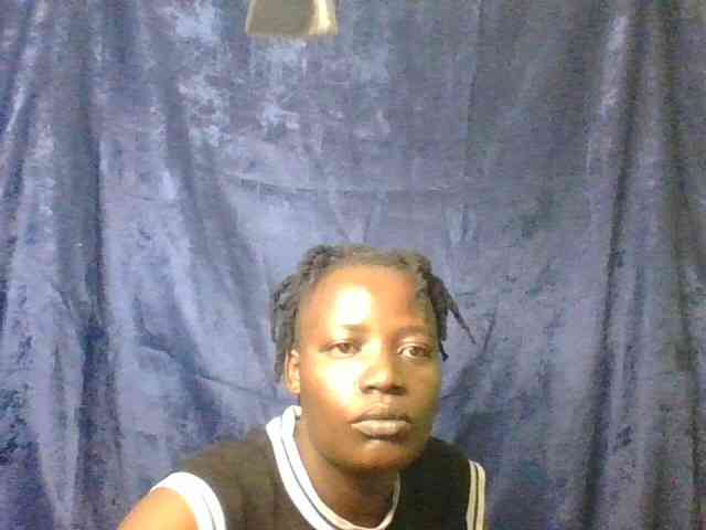 Yourdreamgirl webcam