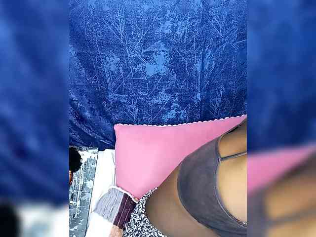 Yourdreamgirl webcam