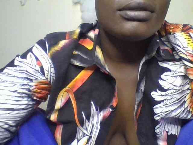 Yourdreamgirl webcam