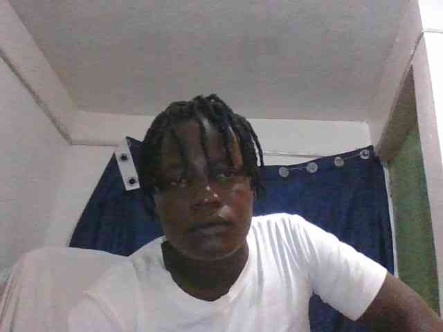 Yourdreamgirl webcam