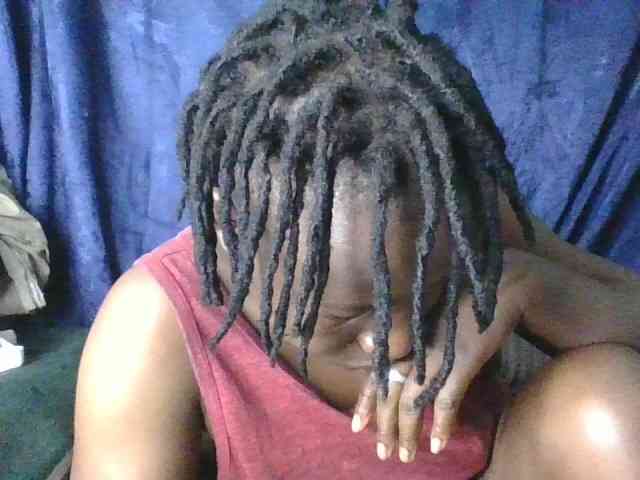 Yourdreamgirl webcam