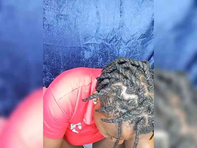 Yourdreamgirl webcam