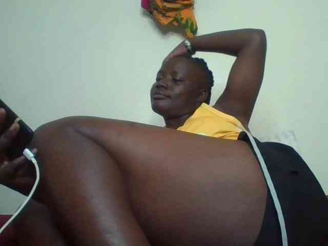 Yourdreamgirl webcam