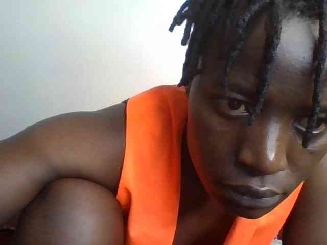 Yourdreamgirl webcam