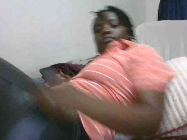 Yourdreamgirl webcam