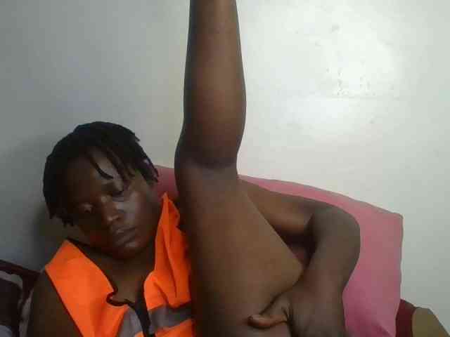 Yourdreamgirl webcam